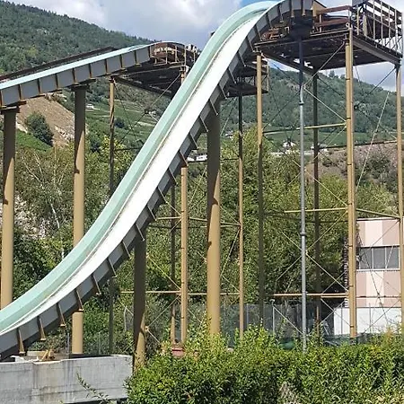 Rue De Bel-aube Joli 10 شاليه كرانز مونتانا