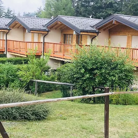 Alpesi faház Rue De Bel-aube Joli 10 *